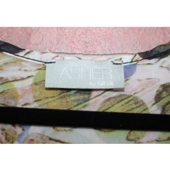 Asher by Fab'rik Sleeveless Sheer Watercolor Top - Picture 4 of 4